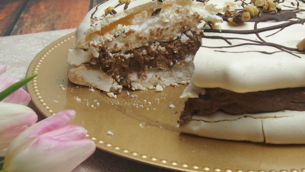 tort bezowy z kremem sułtańskim