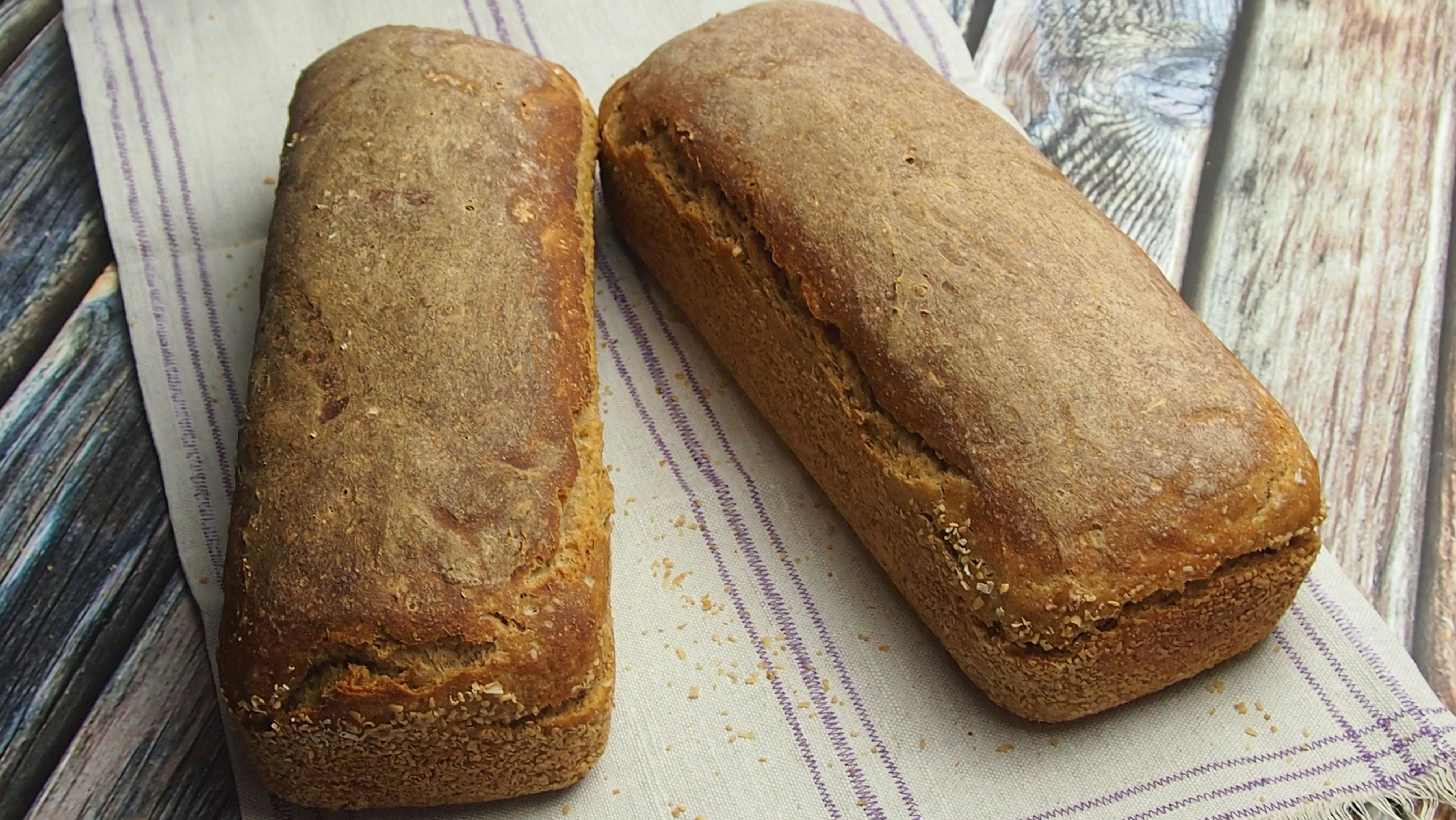 chleb pszenno-żytni z prażoną mąką