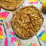 tarta z jabłkami i słonym karmelem