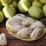 Kruche ciastka z jabłkiem